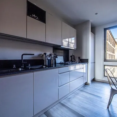 Front De Hyper Centre