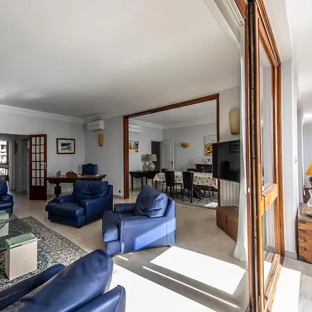 Front De Hyper Centre Ajaccio (Corsica)