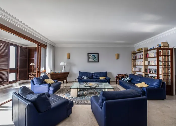 Front De Hyper Centre