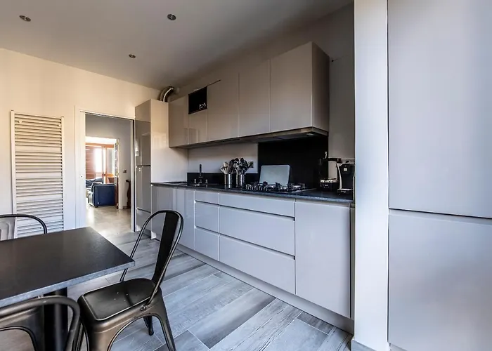 Front De Hyper Centre 아파트