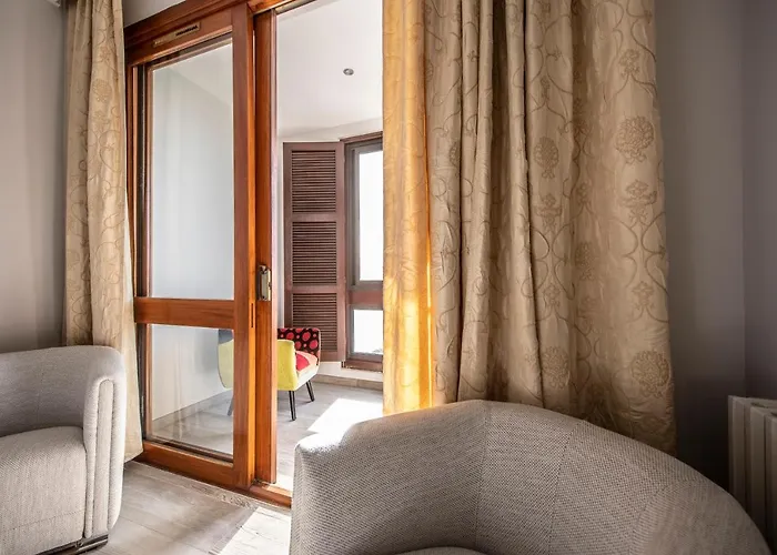 Front De Hyper Centre *